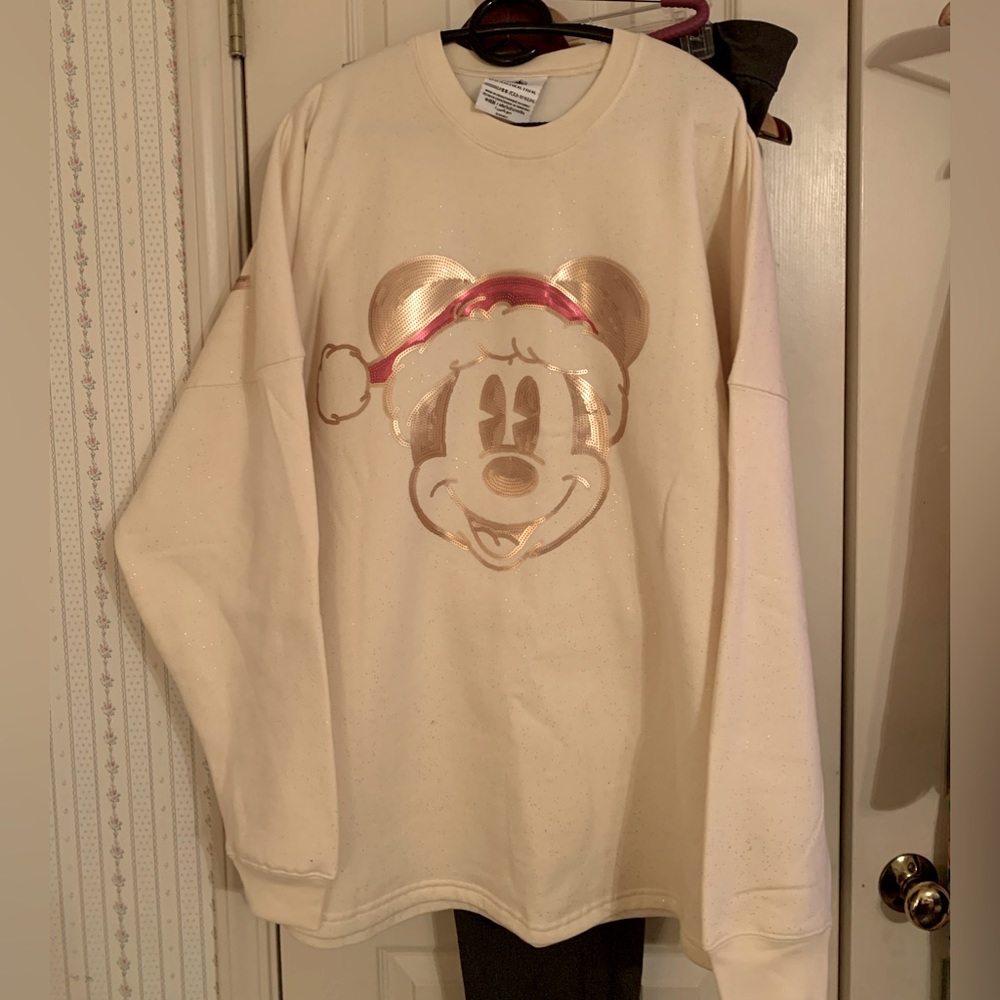 Walt Disney World Santa Mickey Holiday Spirit Jersey NWT
